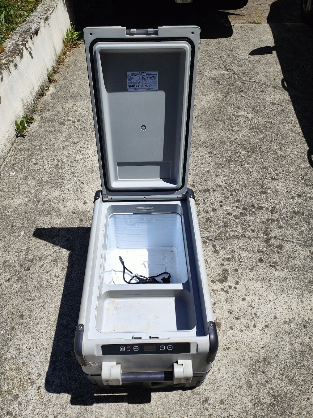 Dometic Réfrigérateurs et refroidissement: Kompressor Kühlbox Dometic CFX35 – D'occasion à Alpnach Dorf par Lutze30 1