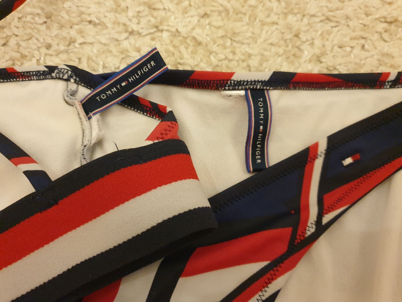 Tommy Hilfiger Costumi da bagno & Bikini: Bikini rayé -XS/34, très bon état – Usato da Neuchâtel venduto da Verenas12 2