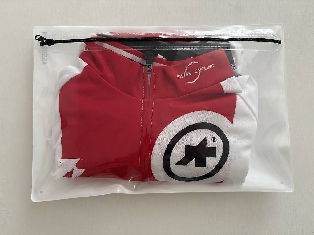 Leibchen & Hosen: Veloleibchen Swiss Cycling – Gebraucht aus Niederwangen BE von Airspaces 2