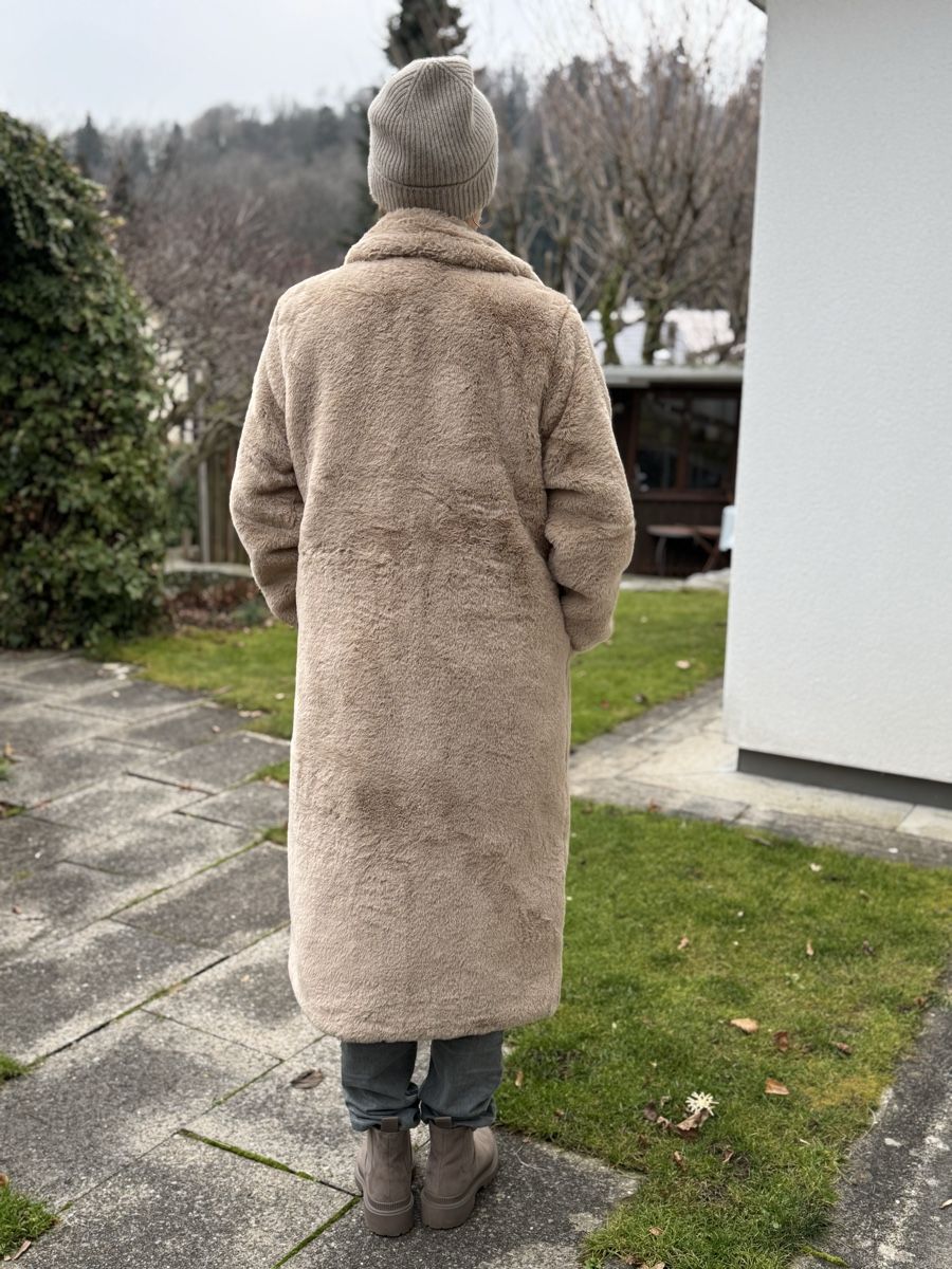 Cappotti: Kunstfellmantel – Usato da Au ZH venduto da e.nila 2
