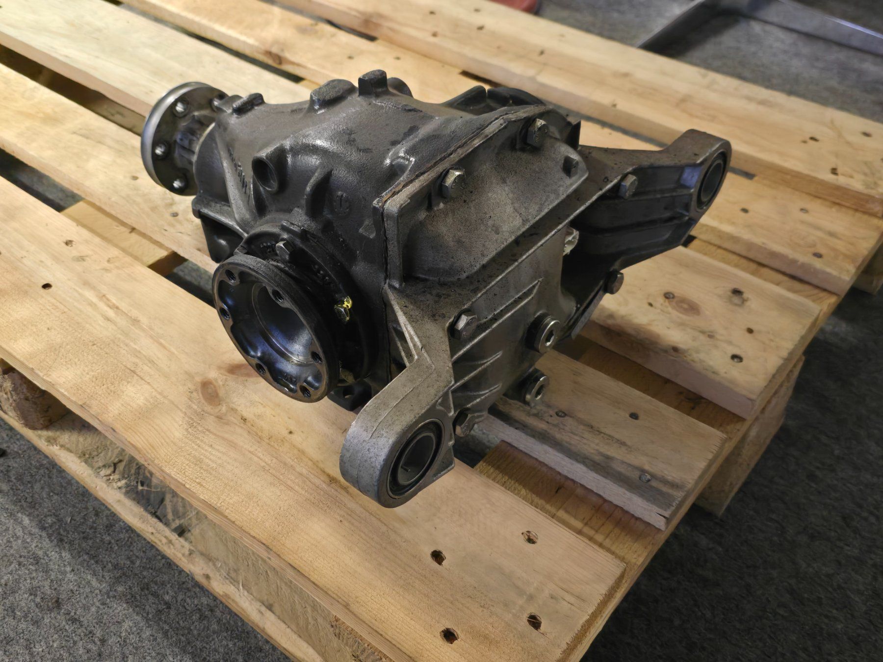 BMW Toutes les pièces auto: BMW E36 M3 Diff 3.46 mit 40% Sperre 188 E36 – D'occasion à Grüsch par Takon