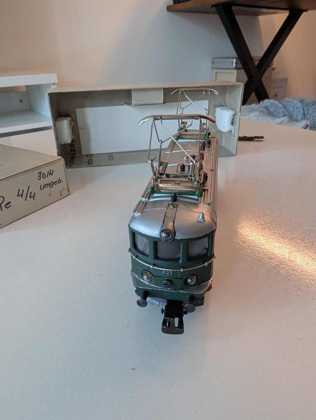 Märklin Modellini di ferrovie: 3014 Märklin - Re 4/4 SBB 427 – Usato da Ebikon venduto da Nico151 4
