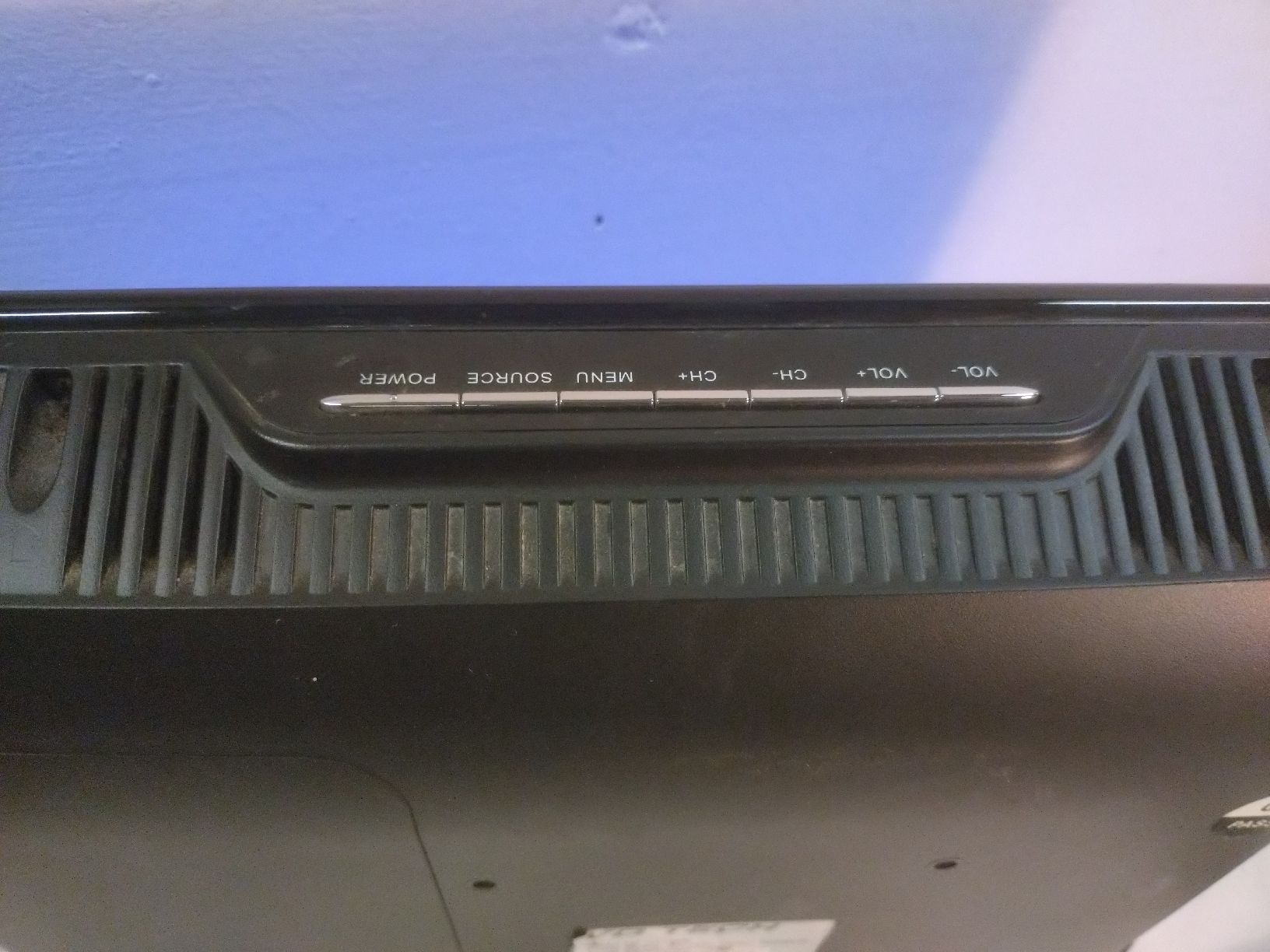 Televisori: Téléviseur VD TECH, LT1948, 48 cm  19' hdmi Retrogaming – Usato da Farvagny-le-Grand venduto da LaCaverne 4