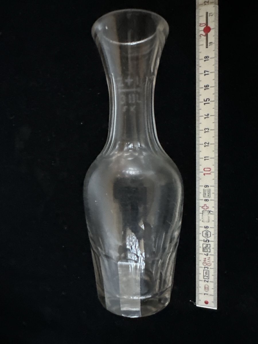Caraffe: Alte Glas Karaffe Z + I. 3 DL.  rk – Usato da Zürich venduto da Chaeffeler 3