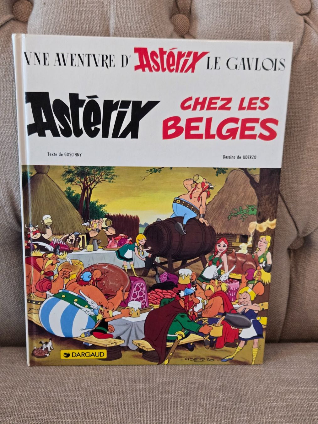 Fumetti: Astérix N°24 - Astérix chez les Belges – Usato da Crémines venduto da Blakedrake