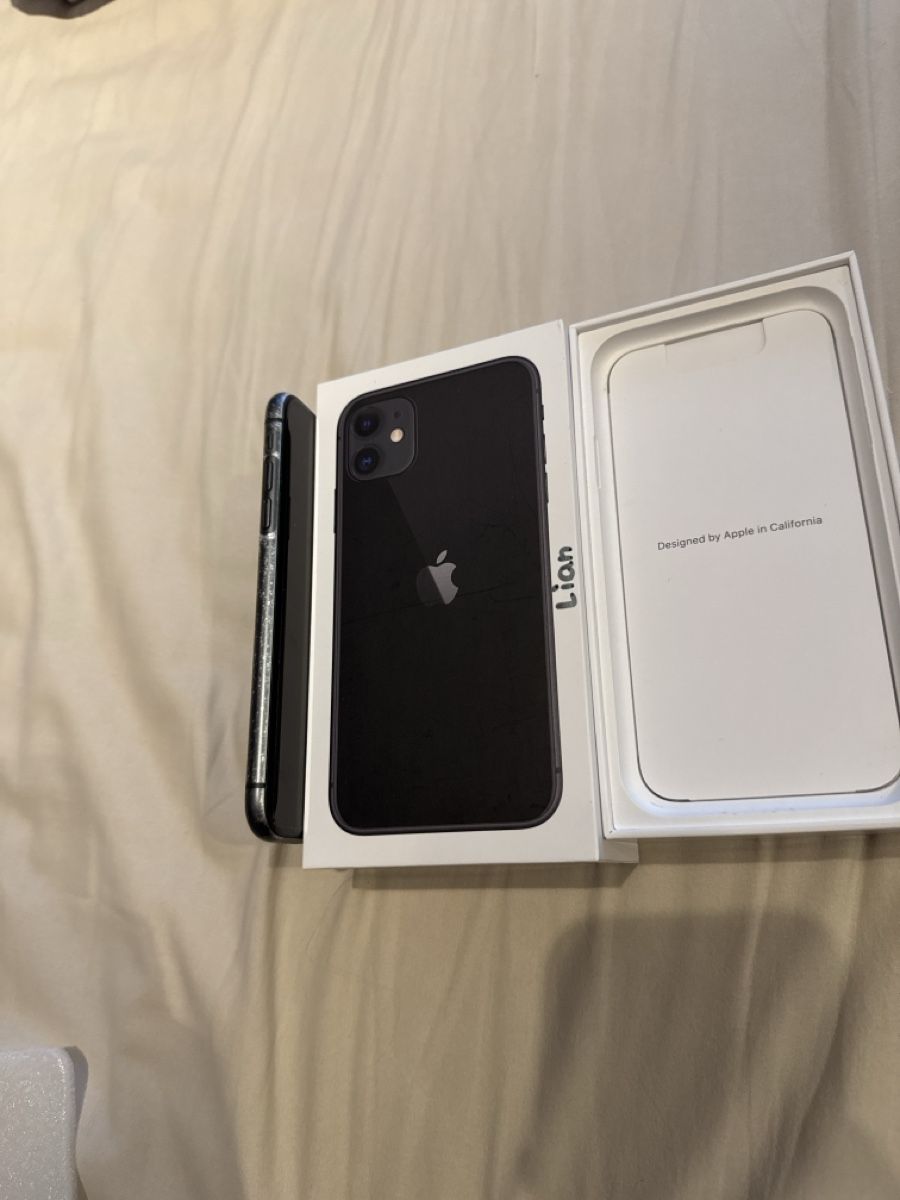 Apple Telefoni cellulari / Smartphones: iPhone 11 schwarz – Usato da Winterthur venduto da per_7vs7 2
