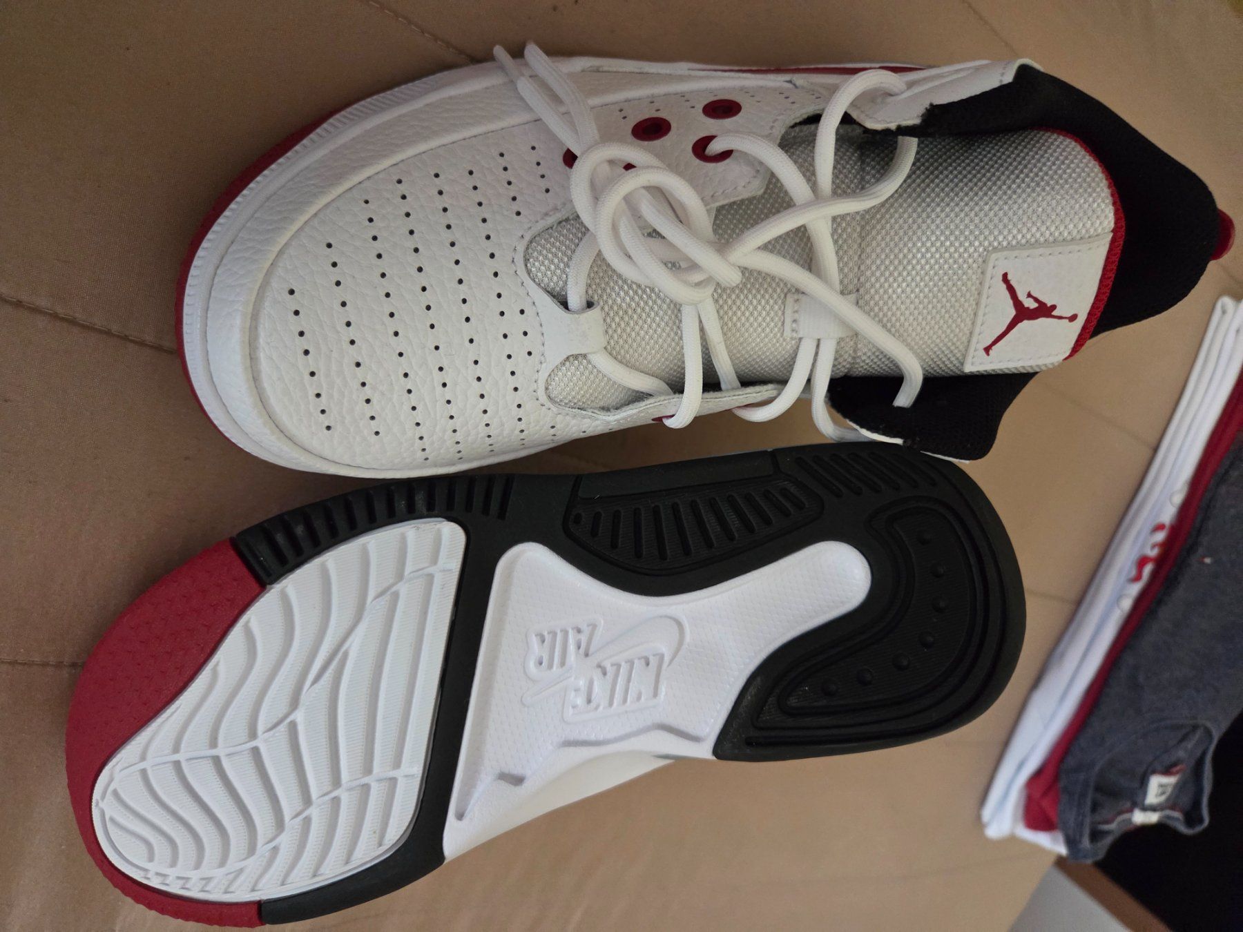 Jordan Scarpe da uomo: NEUE Jordan – Usato da Dottikon venduto da Ginia87