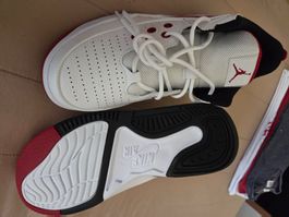 NEUE Jordan