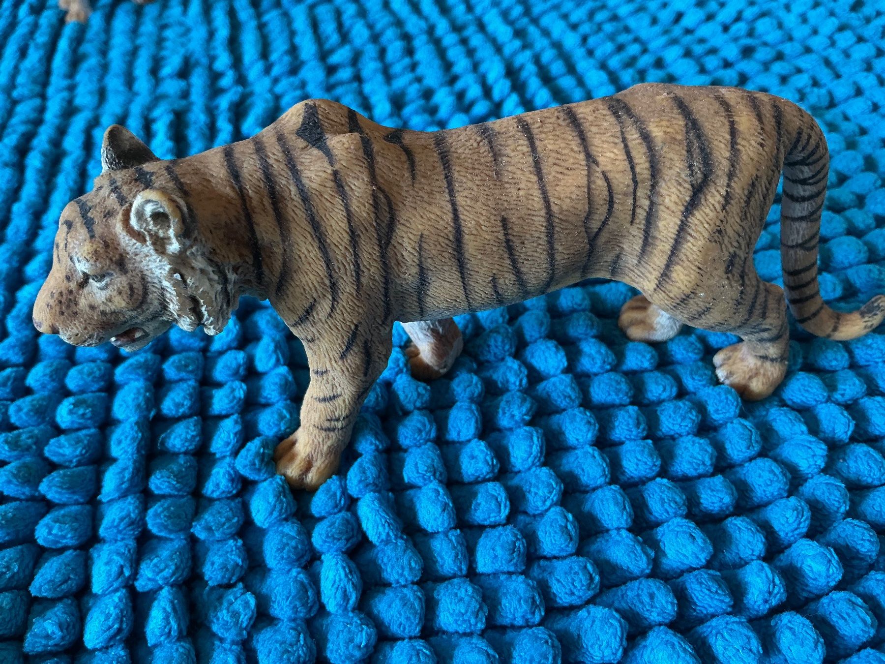 Schleich Figuren: Schleich Tiger gross – Neu (gemäss Beschreibung) aus Bern von Sistakaiman