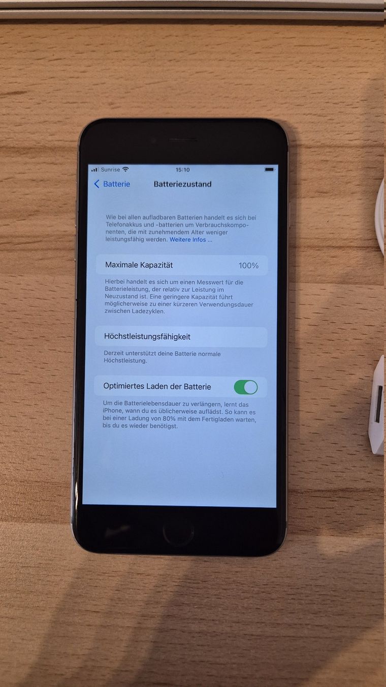 Apple Telefoni cellulari / Smartphones: iPhone 6S Plus 64GB Black/Space Gray 2995 mit neuem Akku – Usato da Münchenbuchsee venduto da MV_Solutions 3