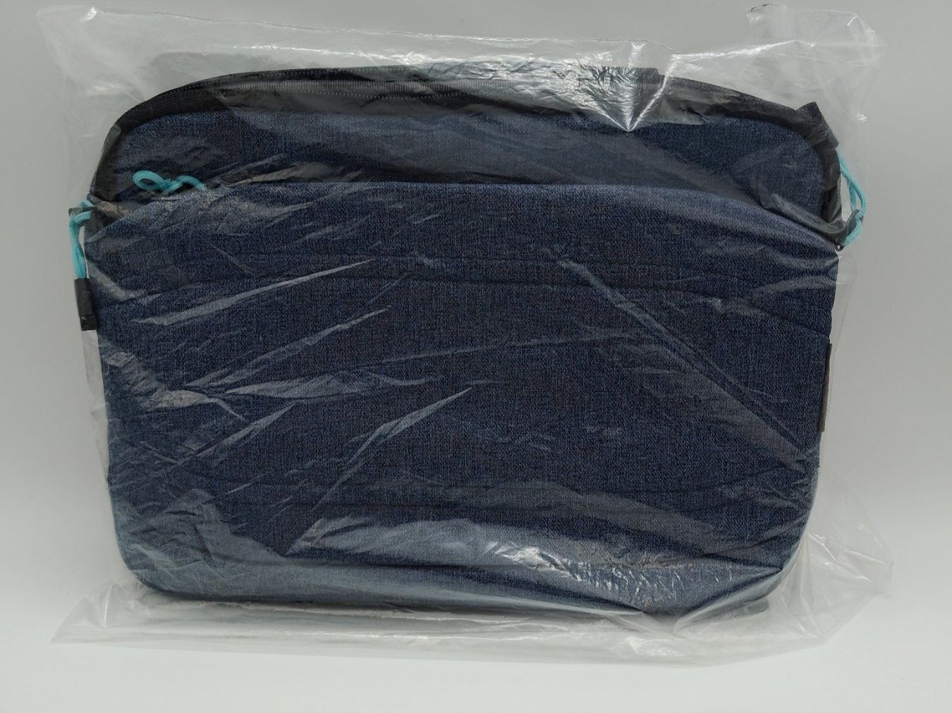 Targus Borse: Sac pour ordinateur, bleu jeans. – Nuovo e nell'imballaggio originale da Courtemaîche venduto da Atelier.tech-Market