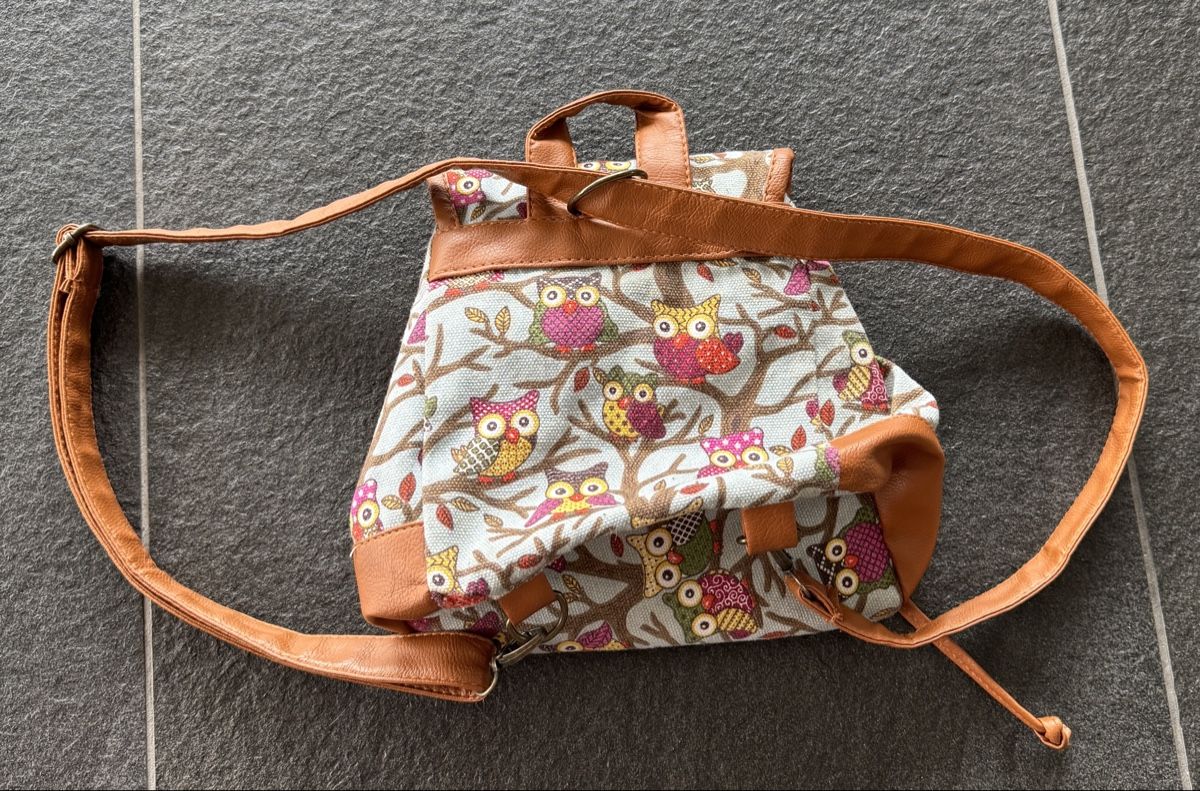 Borse & Zaini: Kleiner Rucksack mit Eulenmotiv – Usato da Lüsslingen venduto da Geronimo66 3