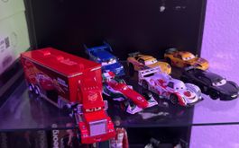 Cars 2, Autos mit Lichter