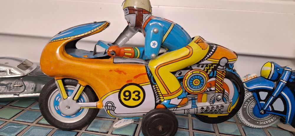 Giocattoli: Blech Motorrad D.M.I. Indien, Spielzeug 60er 70er Jahre – Usato da Brugg AG venduto da bacbac5757 1