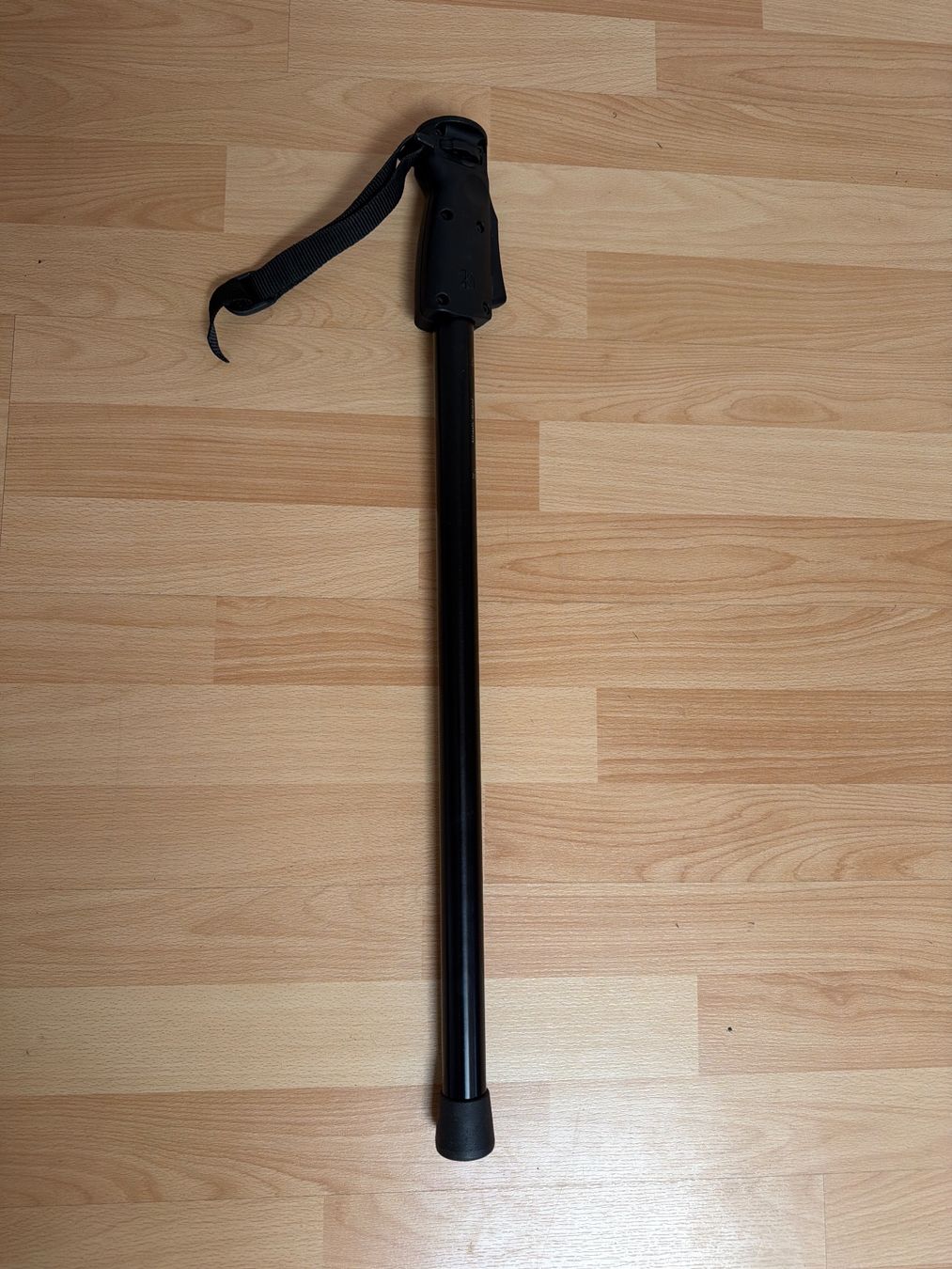 Manfrotto Treppiedi & Teste: Manfrotto 334B Automatic Monopod, guter Zustand – Usato da Thun venduto da BanjoDan