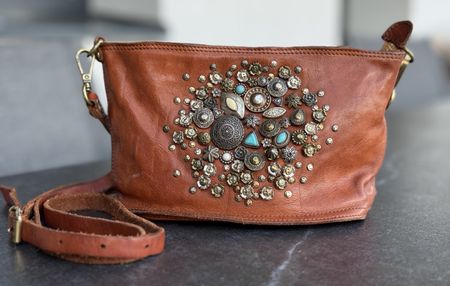 Sac bandoulière Campomaggi cuir marron orné taille unique