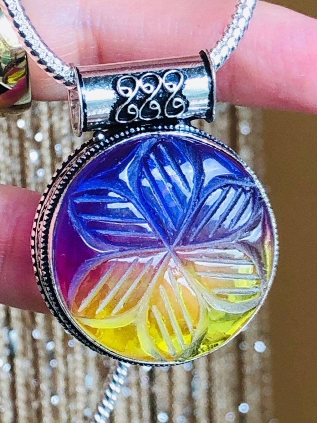 Catenine: Carved-Ametrine collier – Nuovo e nell'imballaggio originale da Genève venduto da AGBERG 4