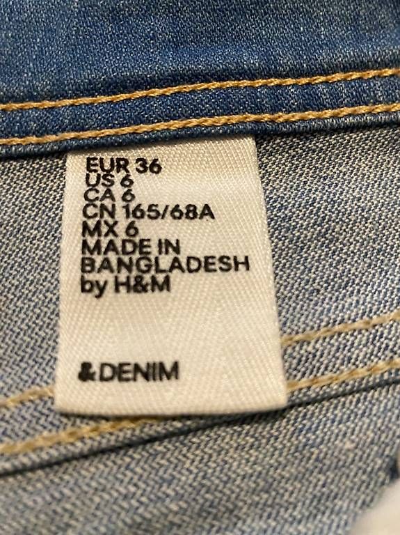 H&M Jeans: Short en Jeans H&M taille S/36. comme neuf – Neuf (Voir description) à Lausanne par loi_8msc 2