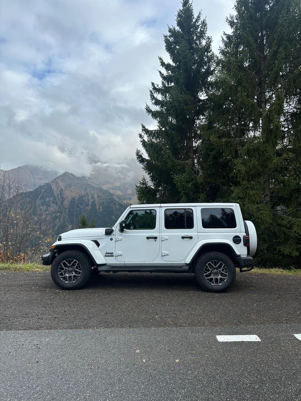 Jeep Autos: Jeep Wrangler Phev – Gebraucht aus Monthey von inf_hd9b 2