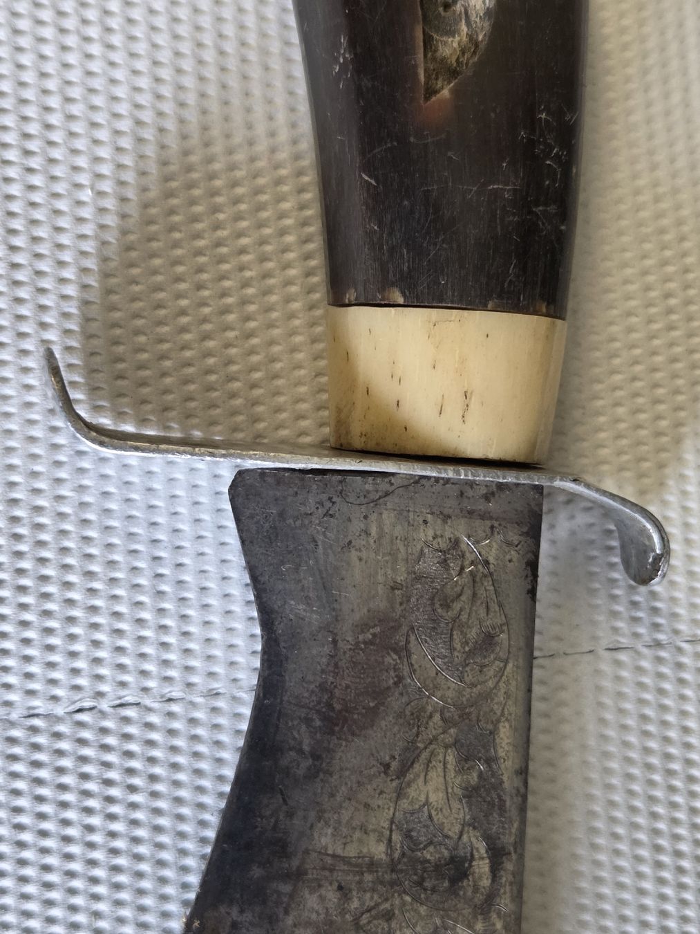 Accessori: Antikes Jagdmesser mit Lederscheide – Usato da Dietikon venduto da Allegra34 4