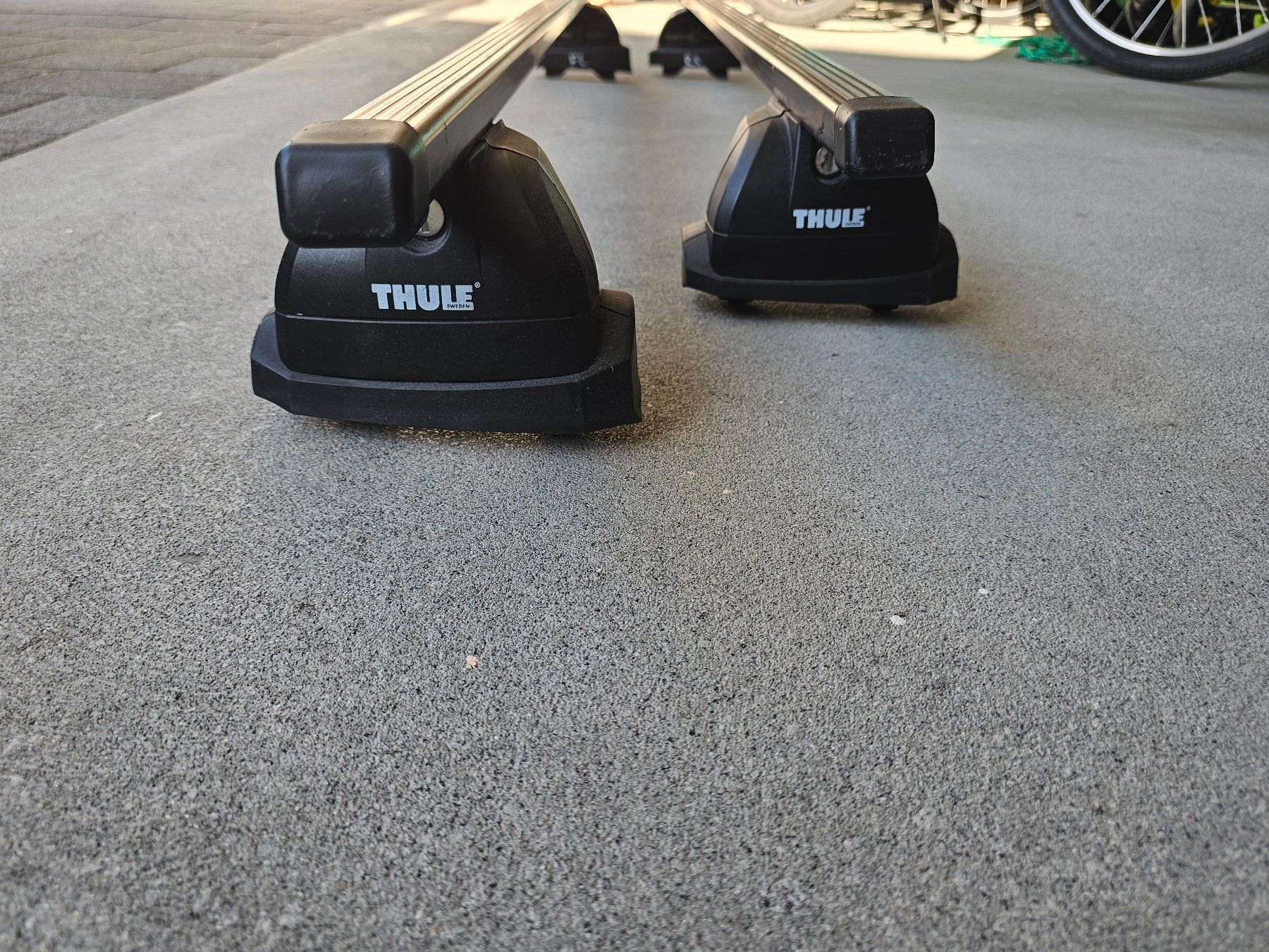 Thule Portapacchi: Thule Dachträger Rapid System 751 mit Kit 3028 BMW – Usato da Altdorf UR venduto da Xaeon 1