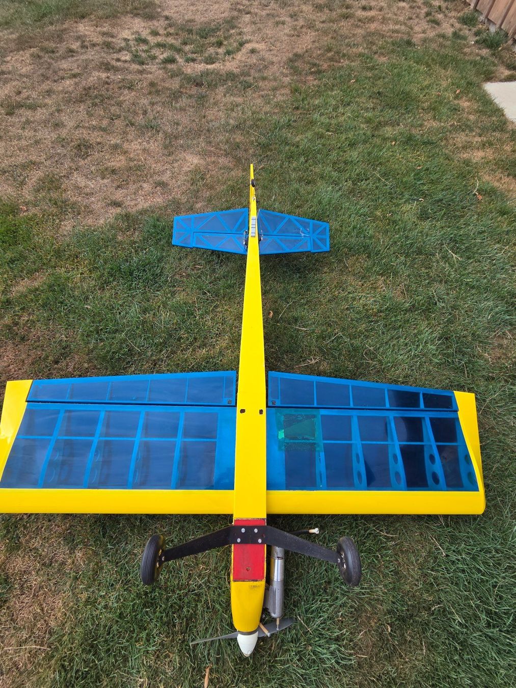 Modellismo RC: Funflyer 135 cm plus 3 Motoren – Usato da Uzwil venduto da Mb44 1