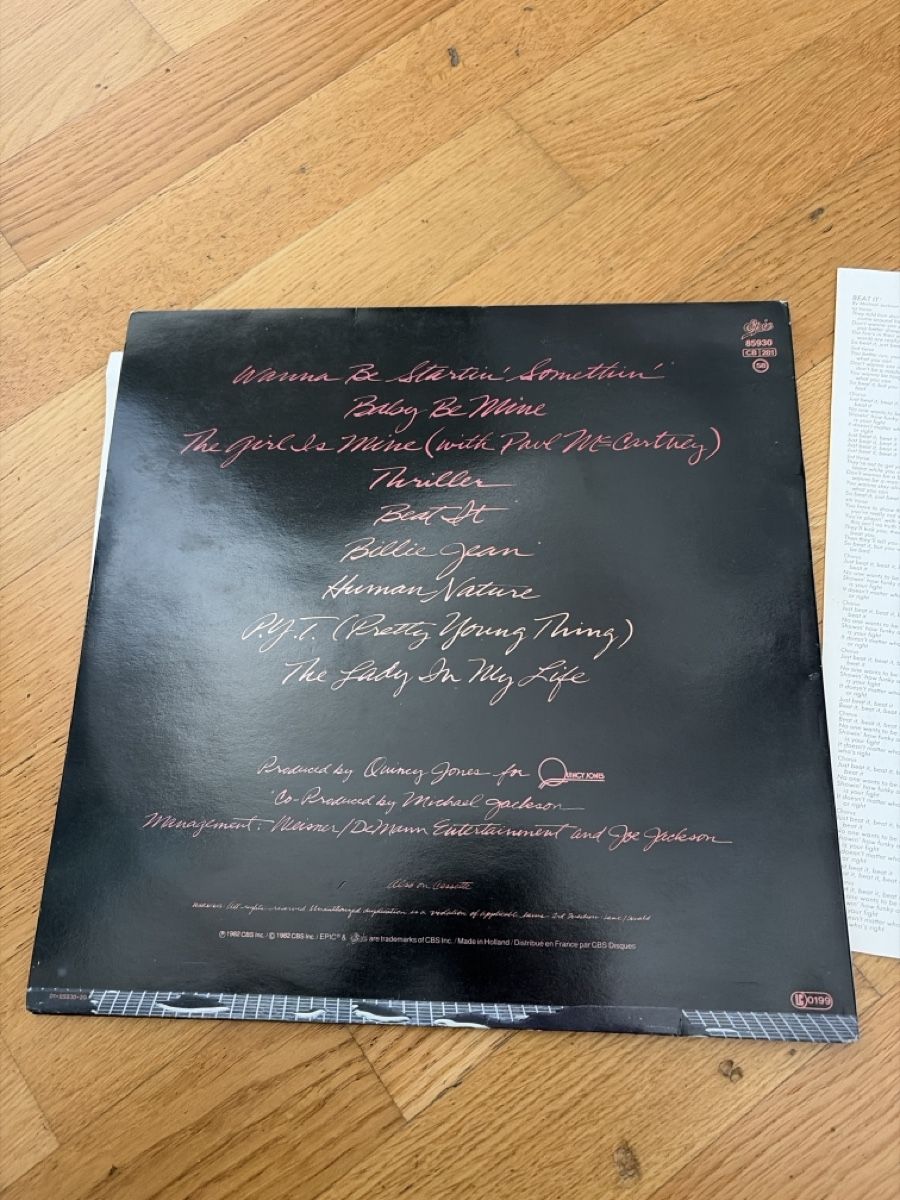 Dischi in vinile: Vinyl Platte Michael Jackson Thriller gebraucht – Usato da Lenzburg venduto da flyfun 5