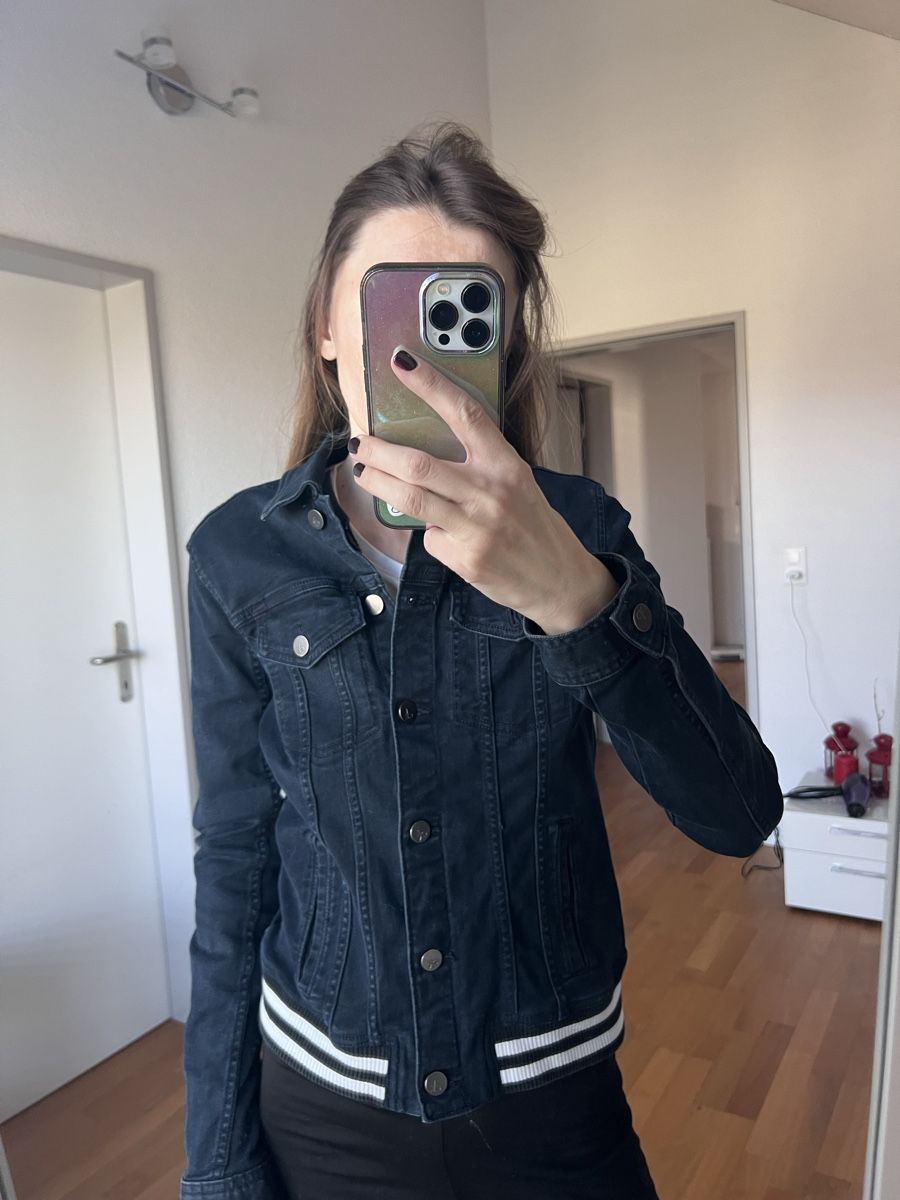 Calvin Klein Giacche: Calvin Klein Jeans dark denim jacket – Usato da Goldau venduto da Kseniya123 1