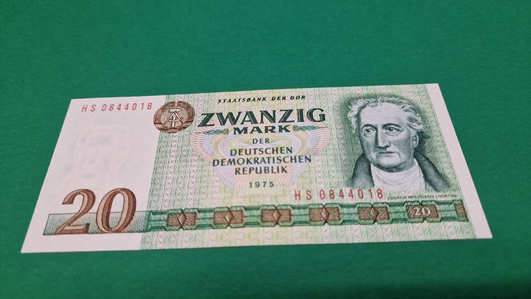Banconote: Banknote DDR 20 Mark 1975  – Nuovo e nell'imballaggio originale da Herisau venduto da Antiques.AR