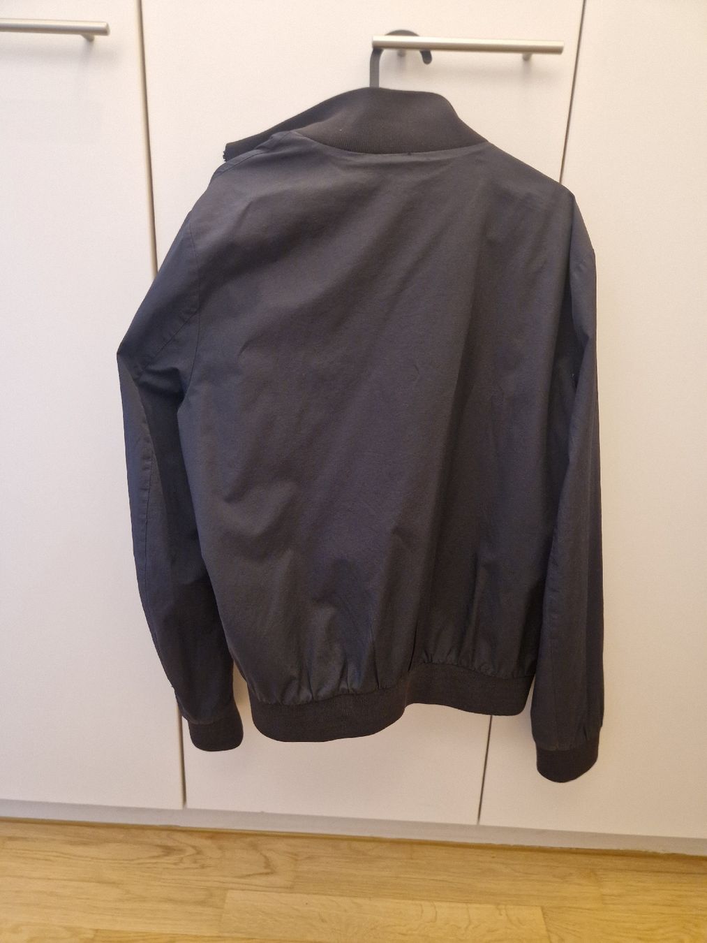Giacche: Calvin Klein Bomberjacke Grösse M – Usato da Pfungen venduto da R-Tunes 4