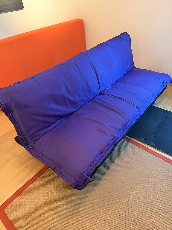 Sofas: Bettsofa Lila – D'occasion à Hergiswil NW par Thelegend3080 3