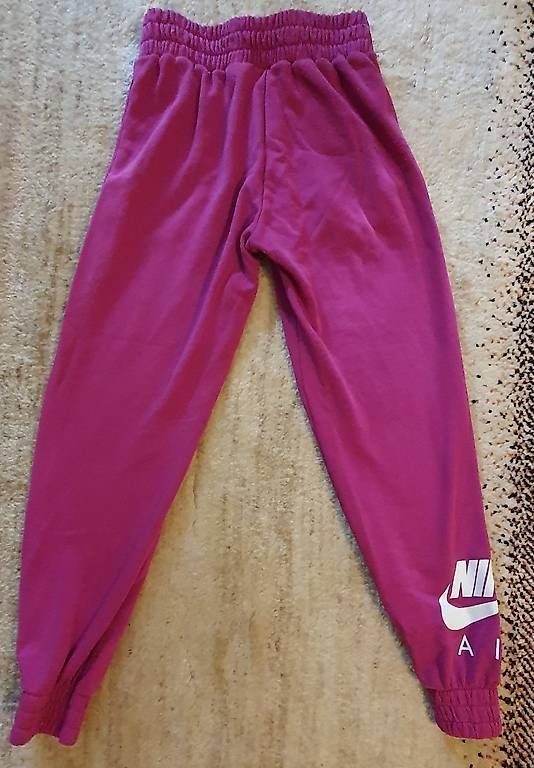 Nike Pantaloni: Nike Sportswear Hose, Gr. S – Nuovo (secondo la descrizione) da Unterentfelden venduto da LookoutMt 2