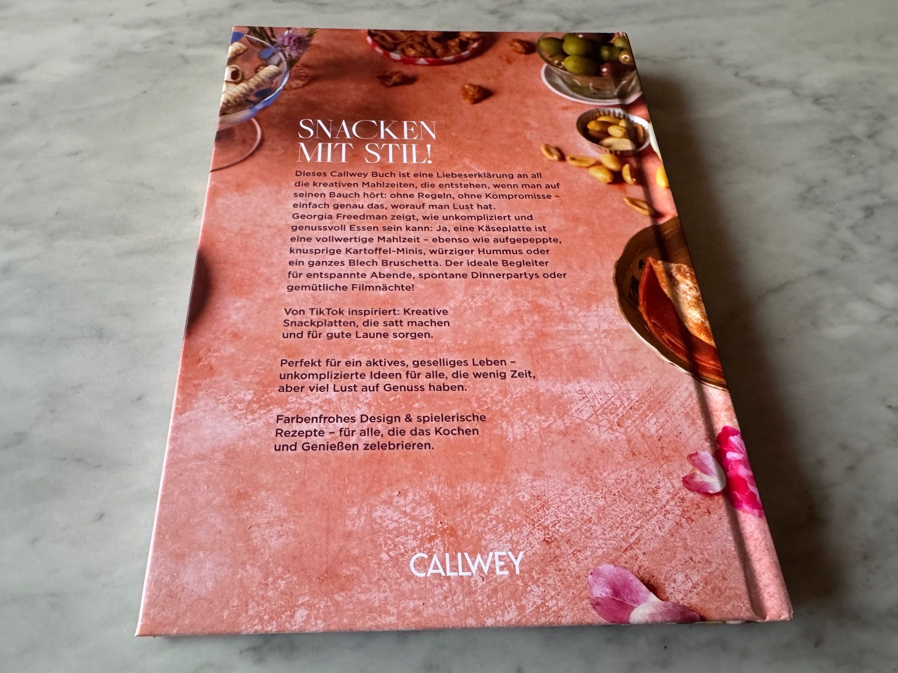 Libri: GIRL DINNER – Nuovo (secondo la descrizione) da hägendorf venduto da twilightprincess 1