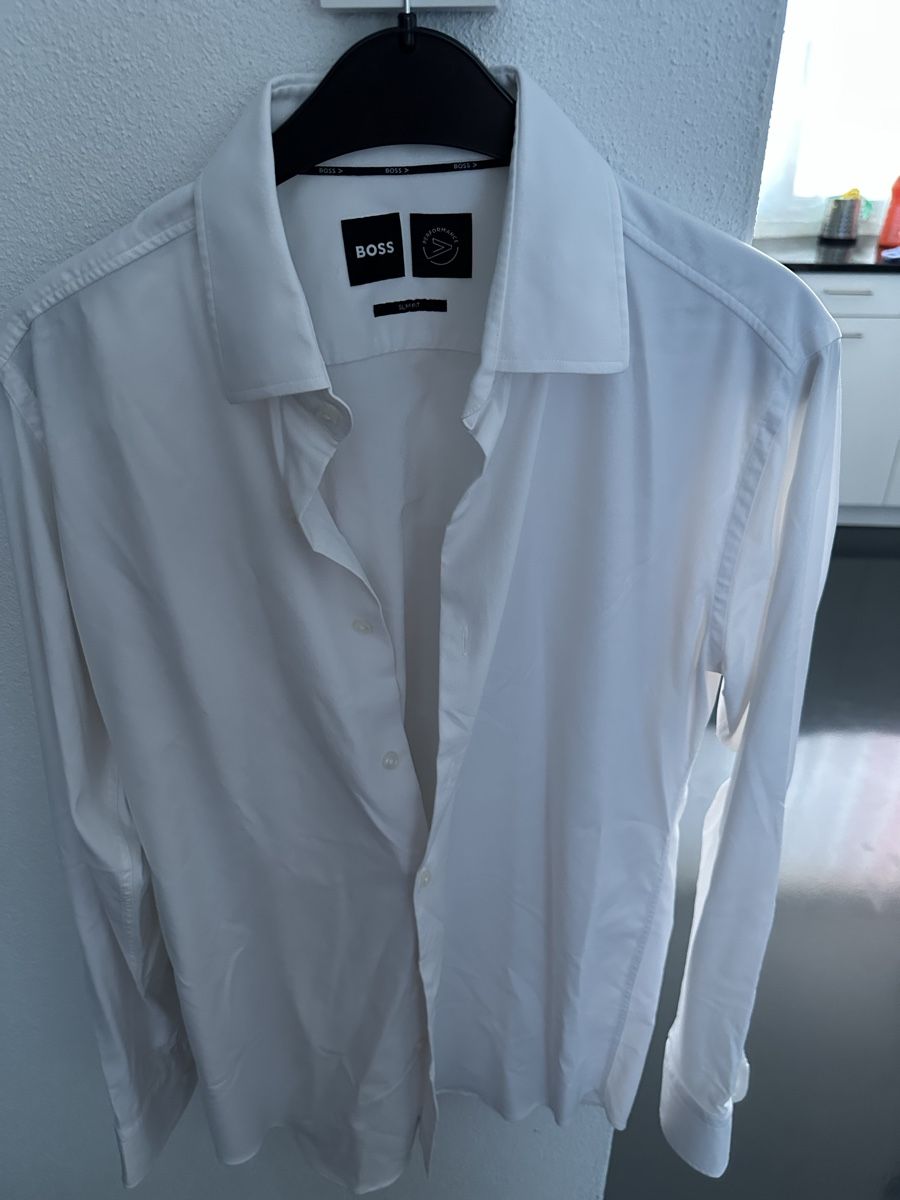 Hugo Boss Chemises: Herren Hemden BOSS Slim Fit – D'occasion à Schlieren par James1010 3