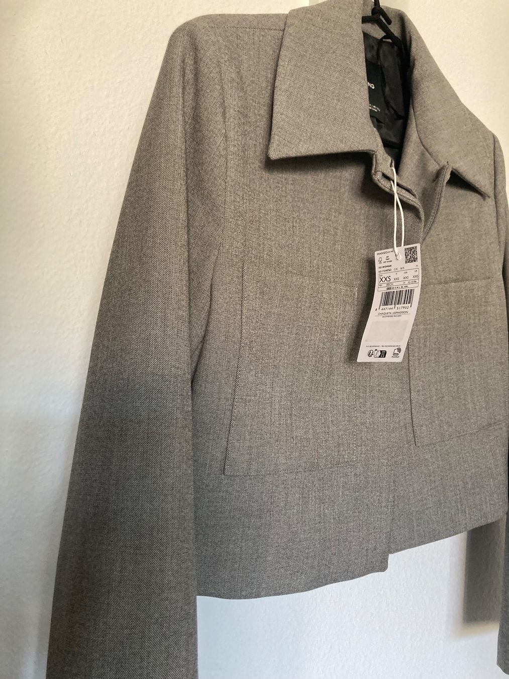 Mango Giacche: Croppet Blazer von MNG – Nuovo (secondo la descrizione) da Thalwil venduto da Anahi 3