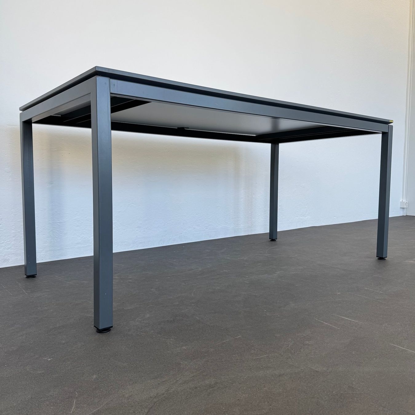 Tische: Lista Office Motion Sitzungstisch 1600x800 mm – Gebraucht aus Schönenwerd von mcofficeshop 4