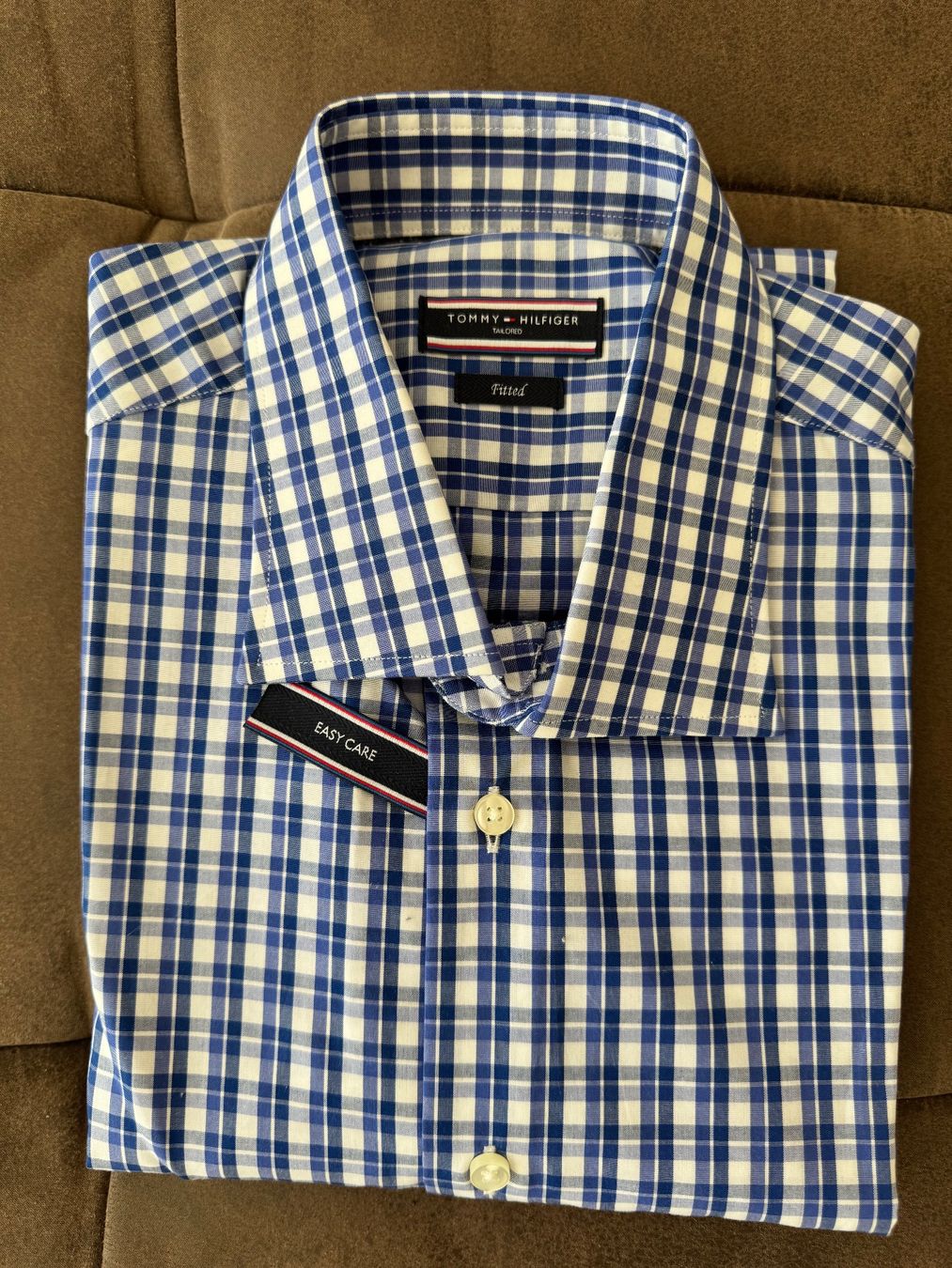 Tommy Hilfiger Hemden: Hemd – Neu (gemäss Beschreibung) aus Buchs SG von BubiLuna