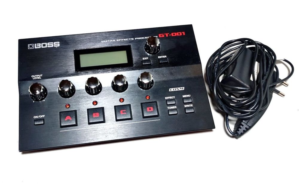 Boss GT001 GUITAR EFFECTS PROCESSOR Kaufen auf Ricardo