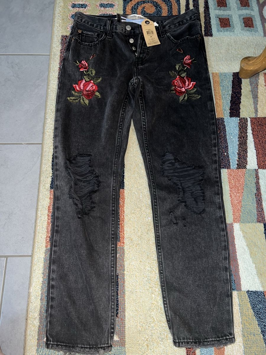 Tally Weijl Jeans: Jeans Neu Grösse 36 – Nuovo e nell'imballaggio originale da Oberentfelden venduto da Dianaaaaaa