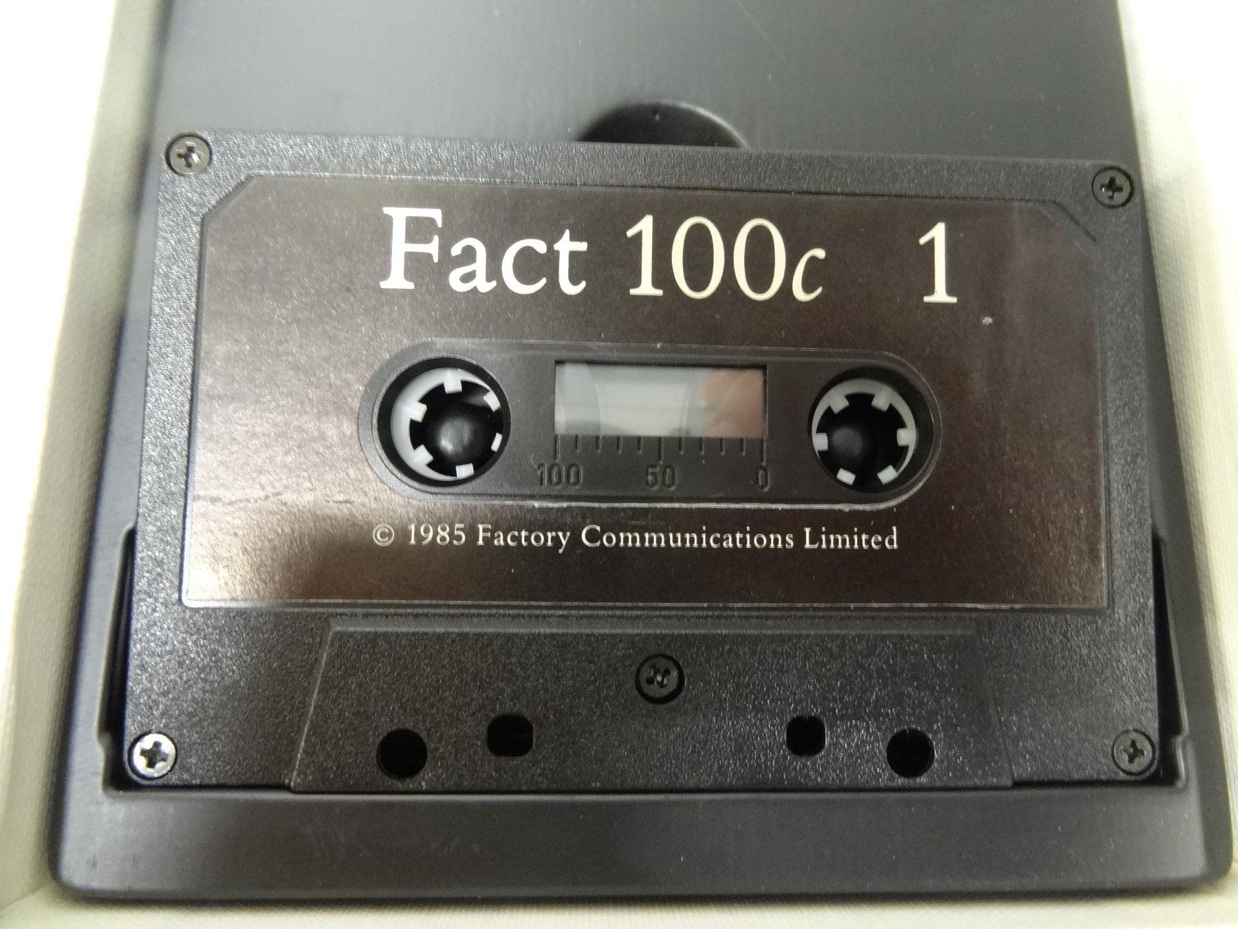 Cassettes audio: New Order "Low-Life" Fact 100c tape Box-Set – D'occasion à luzern par musicandart 3