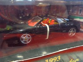Ferrari 348 Spyder  1-43 (mit Box) Hotwheels  (A2)