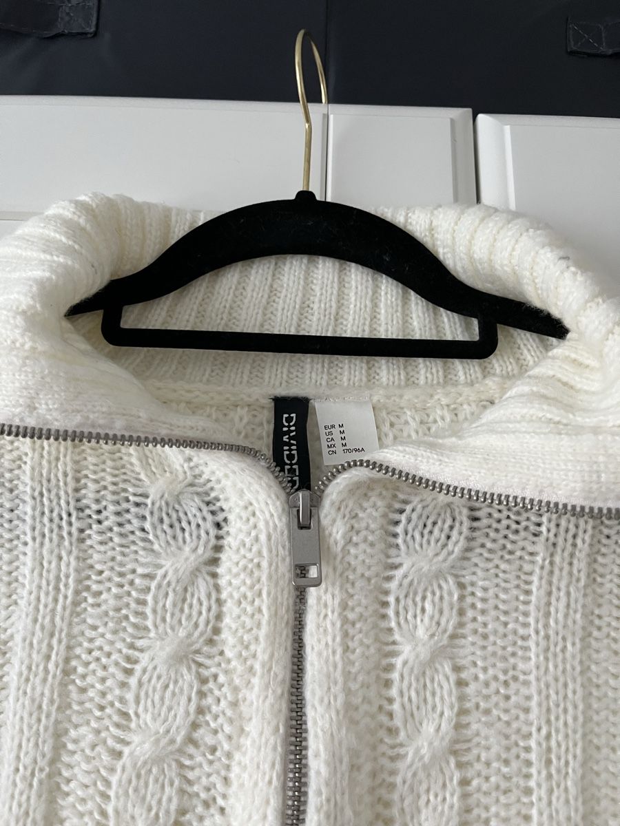 H&M Maglioni & Felpe: Pullover mit Reissverschluss – Nuovo (secondo la descrizione) da Allschwil venduto da eyl_bb8q 1
