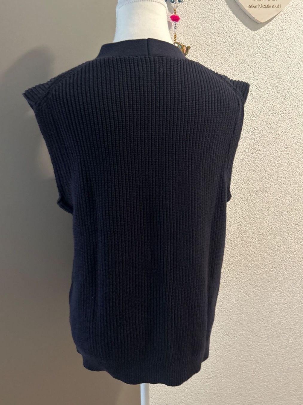 H&M Gilet & Giacche senza maniche: Strickweste Damen schwarz von H&M Gr. M – Nuovo (secondo la descrizione) da Brunnen venduto da Nala2929 5