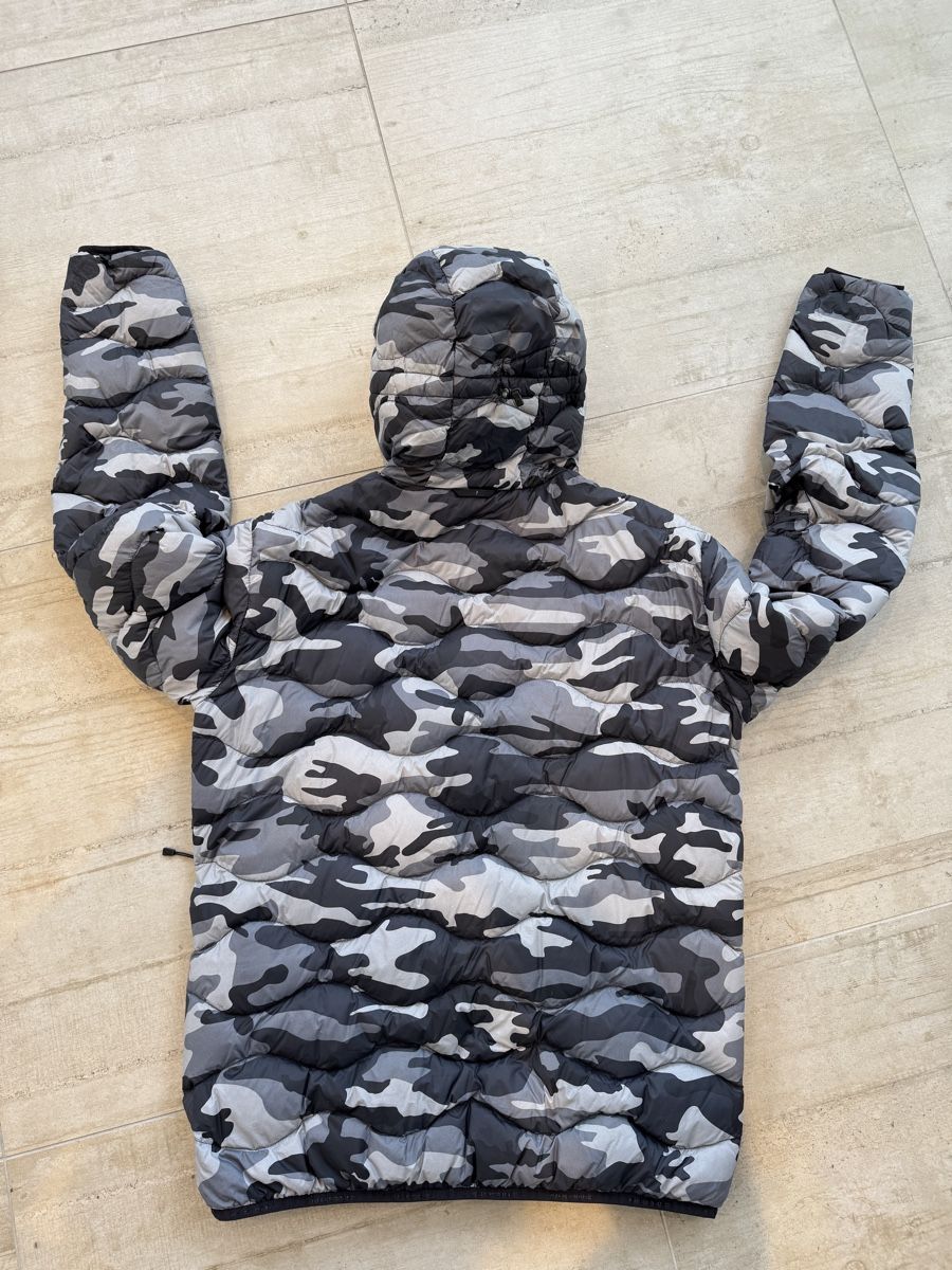 Peak Performance Giacche: Peak Performance Daunen Jacke. – Usato da Unterägeri venduto da fisch67 1