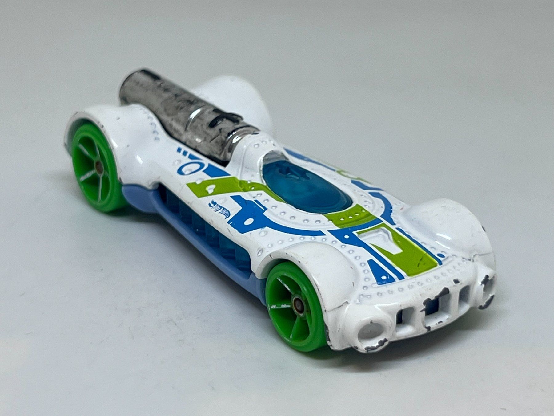Hot Wheels Voitures modèles: Hot Wheels Retro Active #566 – D'occasion à Wildegg par LaaBoutique