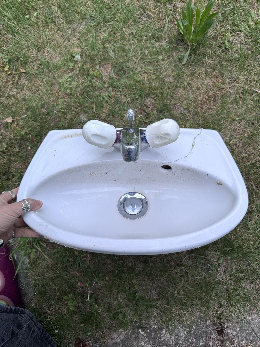 Lavabi & lavandini: Kleines Lavabo – Usato da Herzogenbuchsee venduto da miuli96 1