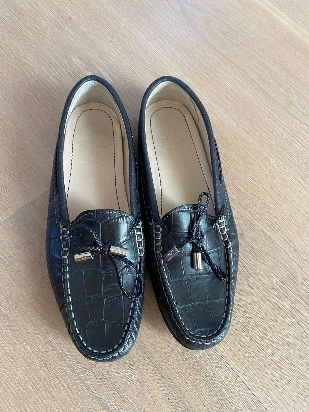 Scarpe da donna: Neuwertige Paraboot Leder Mokassin Grösse 4 = 37 – Usato da Winkel venduto da Flyhy2020