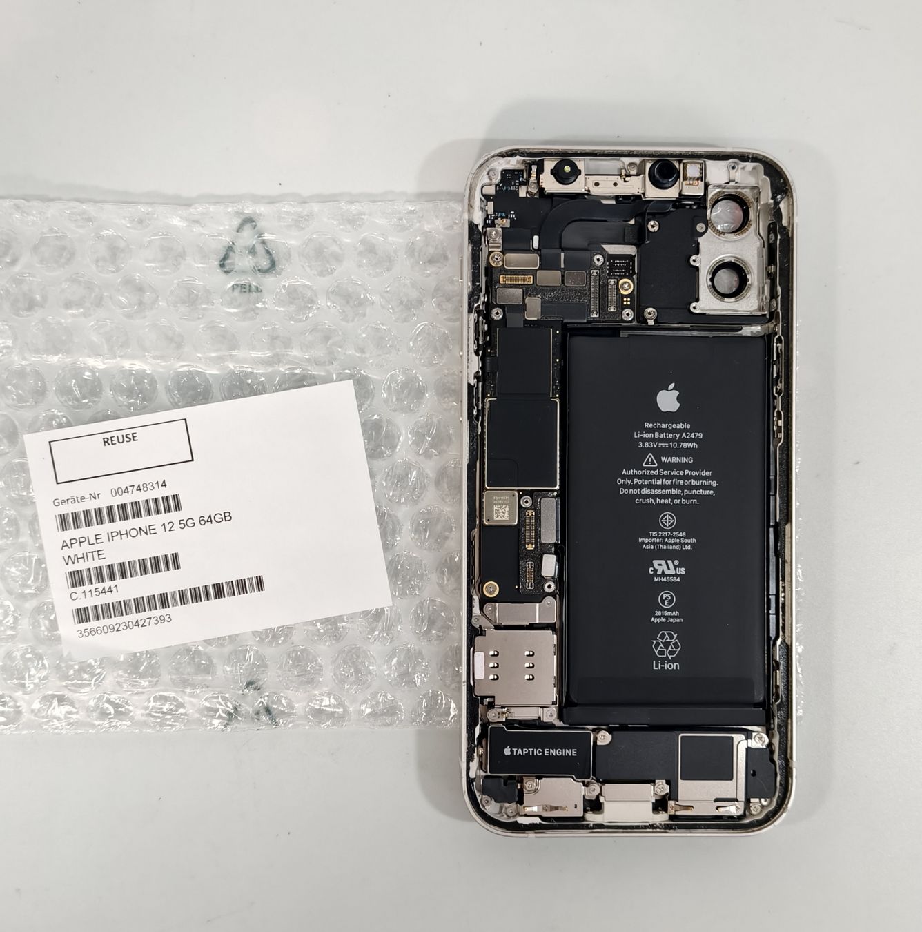 Apple Handys / Smartphones: iPhone 12 weiss ohne iCloud Lock – Defekt aus Ehrendingen von Rocky985 4