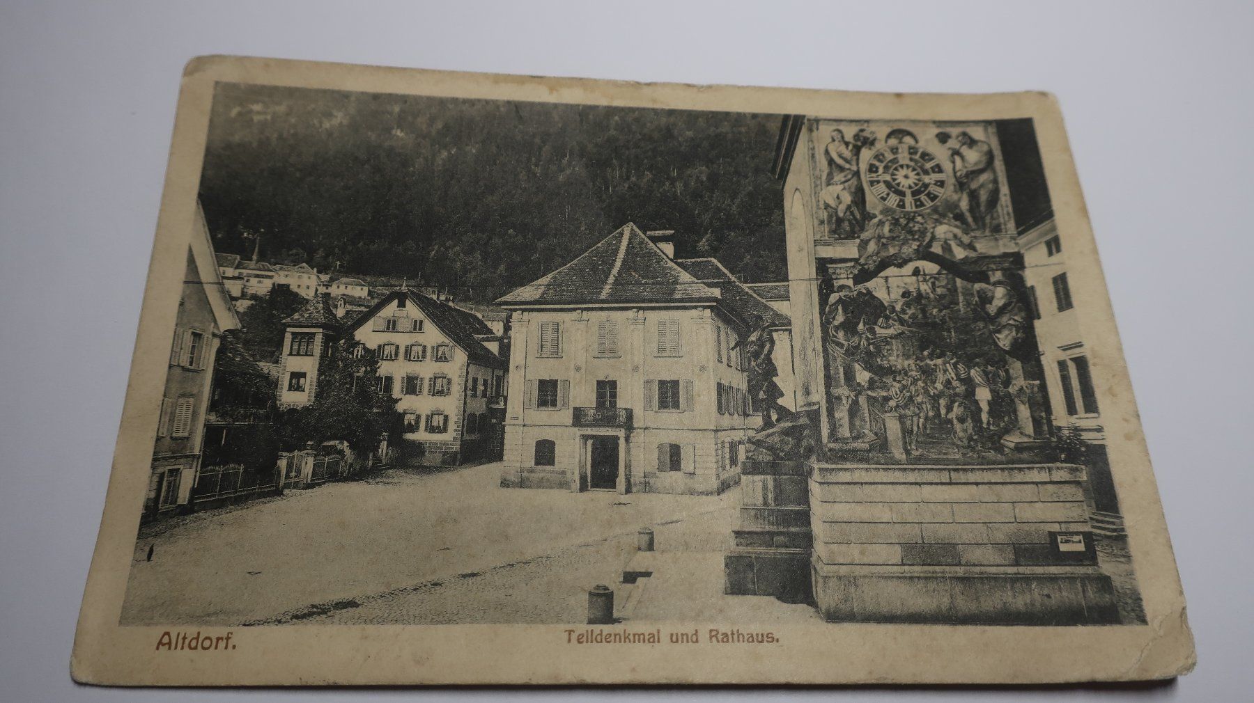 Cartoline postali: Altdorf. Telldenkmal und Rathaus.  1912 – Usato da Cormoret venduto da Pascalll2001 3