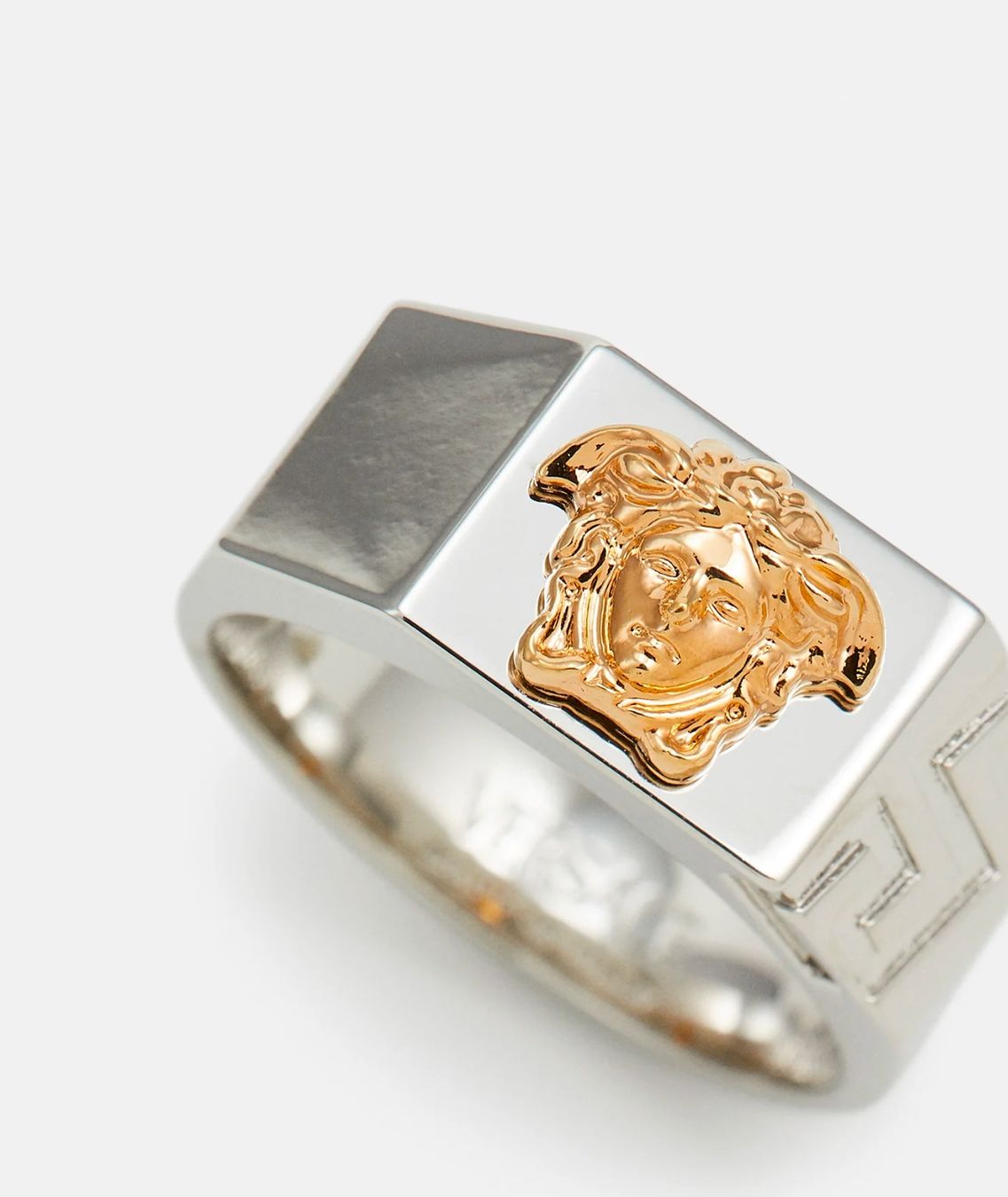 Versace Anelli: Versace UNISEX - Ring, Gr. 47 (7) – Nuovo e nell'imballaggio originale da Oberaach venduto da Dandy2021 2